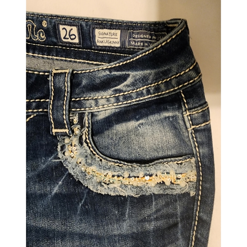 Miss Me Jean's - Picture 1 of 6